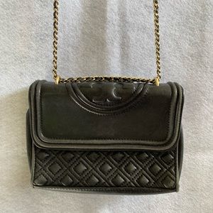 Black crossbody Tory Burch bag/ ladies purse